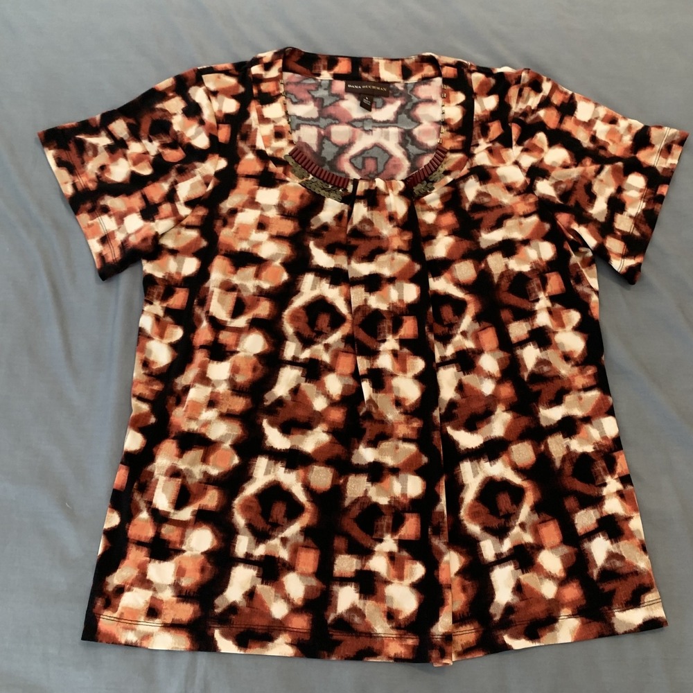 Dana Buchman Shirt Womens Large Abstract Short Sleeve Stretch Top Blouse‎